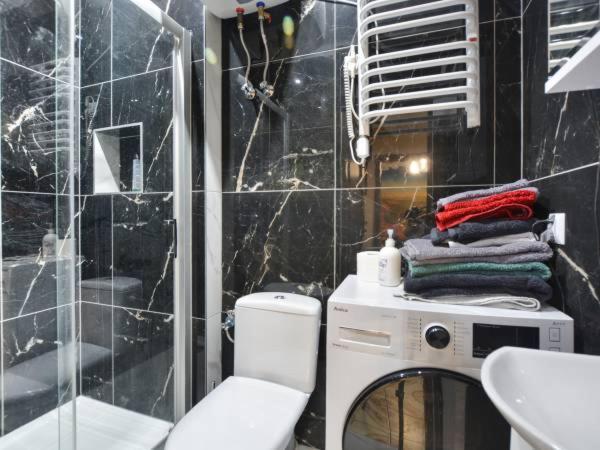 Apartament Folkowy Wujek Pod Gromadzyniem ウストシキ・ドルネ エクステリア 写真