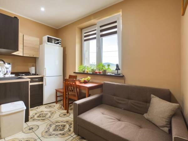 Apartament Folkowy Wujek Pod Gromadzyniem ウストシキ・ドルネ エクステリア 写真